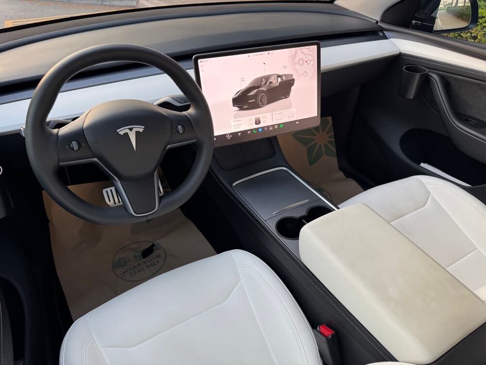 Tesla 2024 Model Y Performance  - 9
