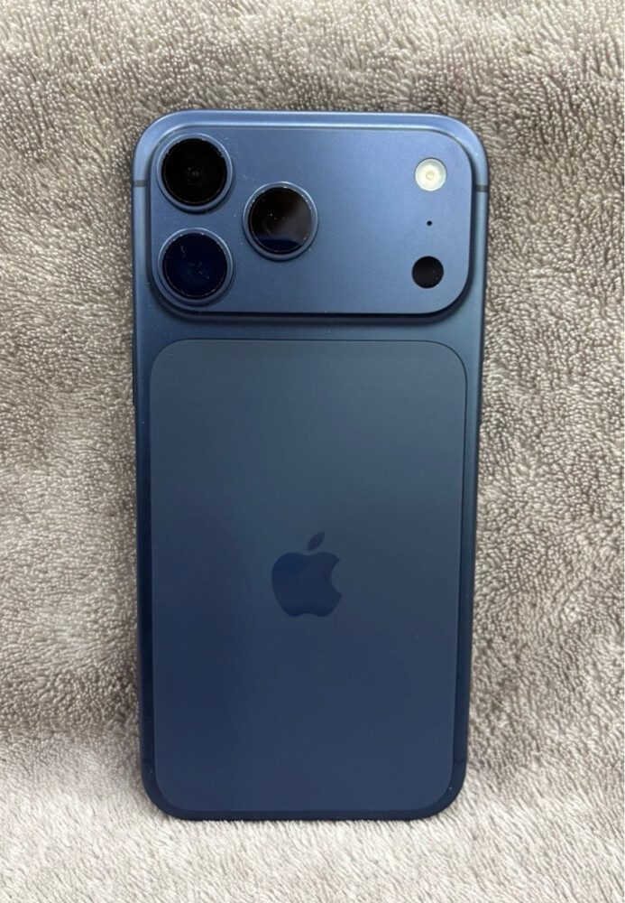 iPhone 17 Pro Max (Deep Blue) - 1