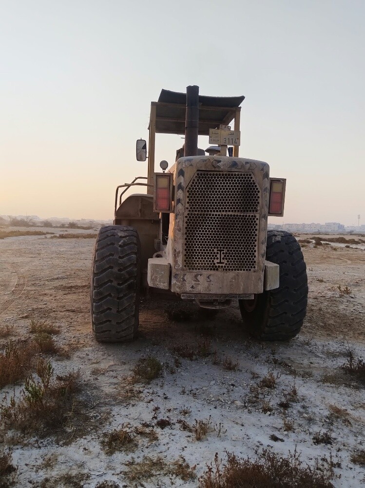 caterpillar loader - 2