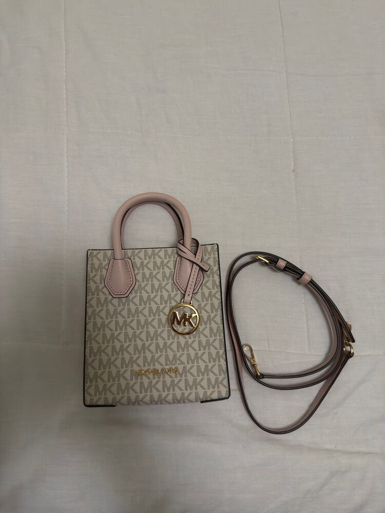 Michael Kors pink crossbody bag - 1