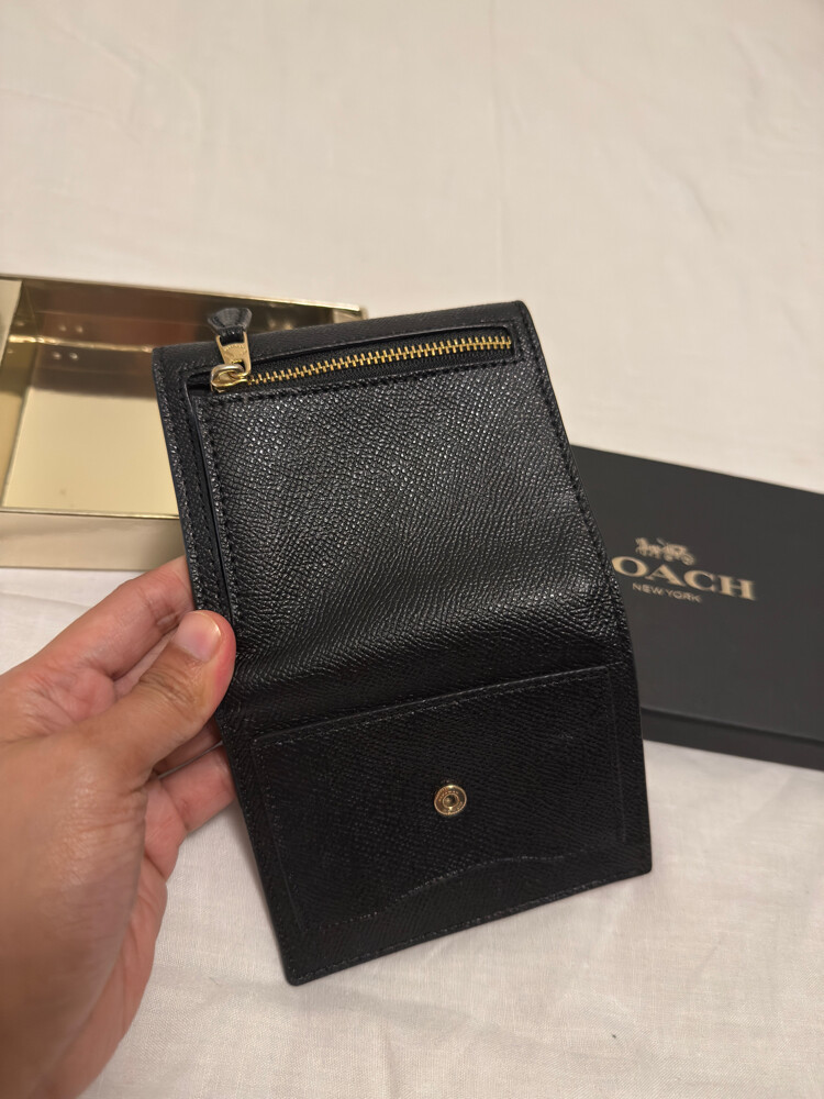 Coach black wallet - 3