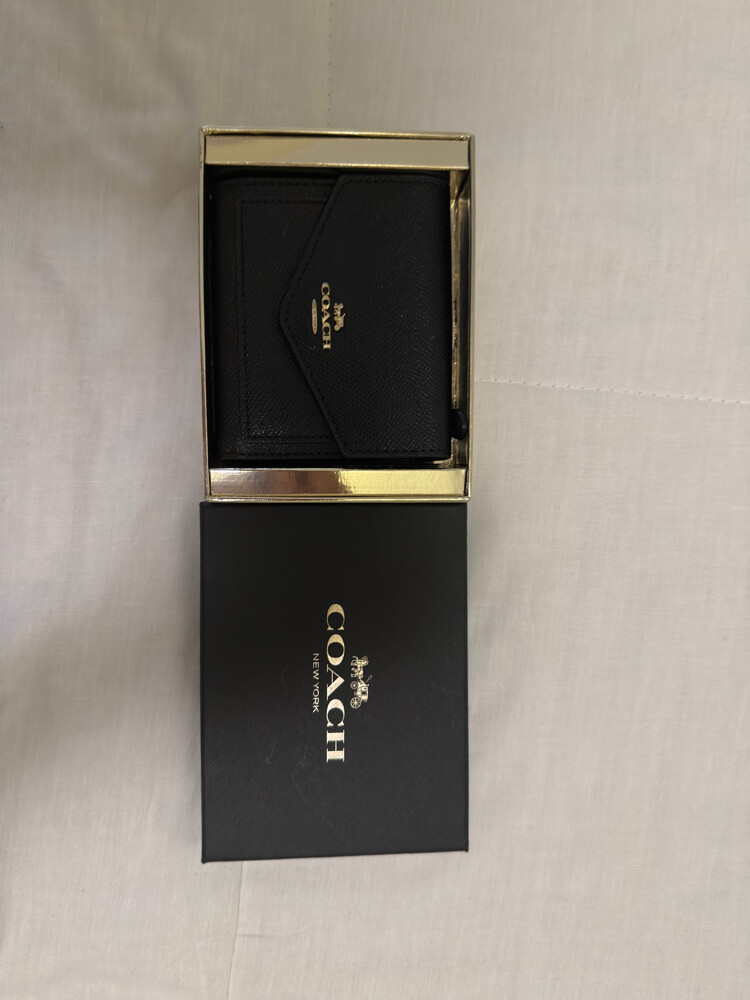 Coach black wallet - 4