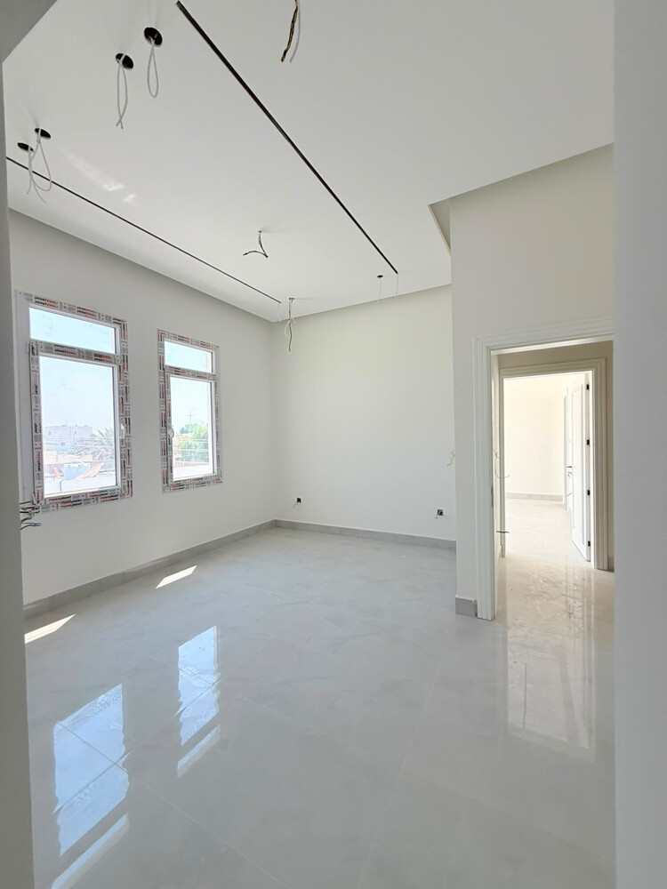 2فيلا جديدة للبيع بمدينة خليفة450 - 6