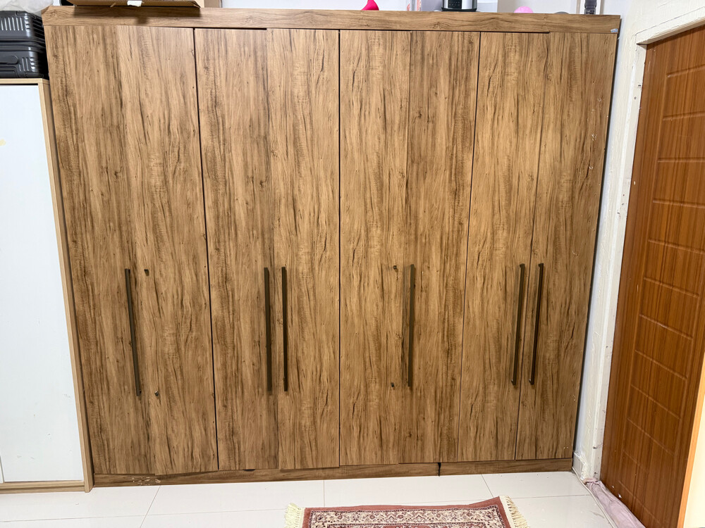 Two wardrobes, priced at 650 riyals - 2