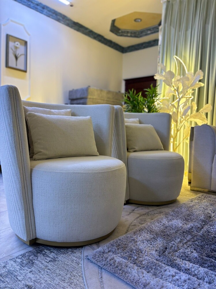 Sofa For Selling - 4