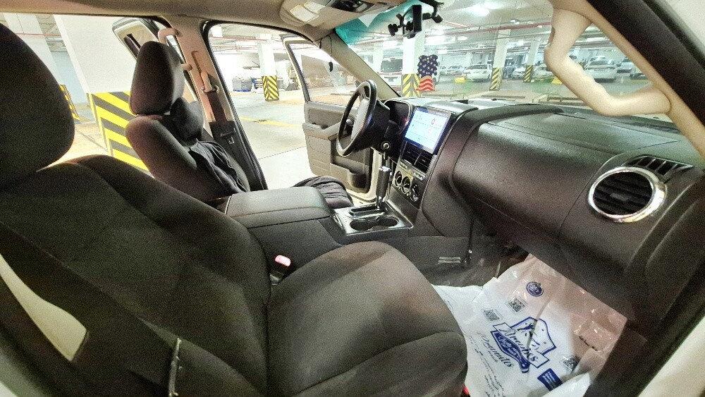 ford explorer - 8
