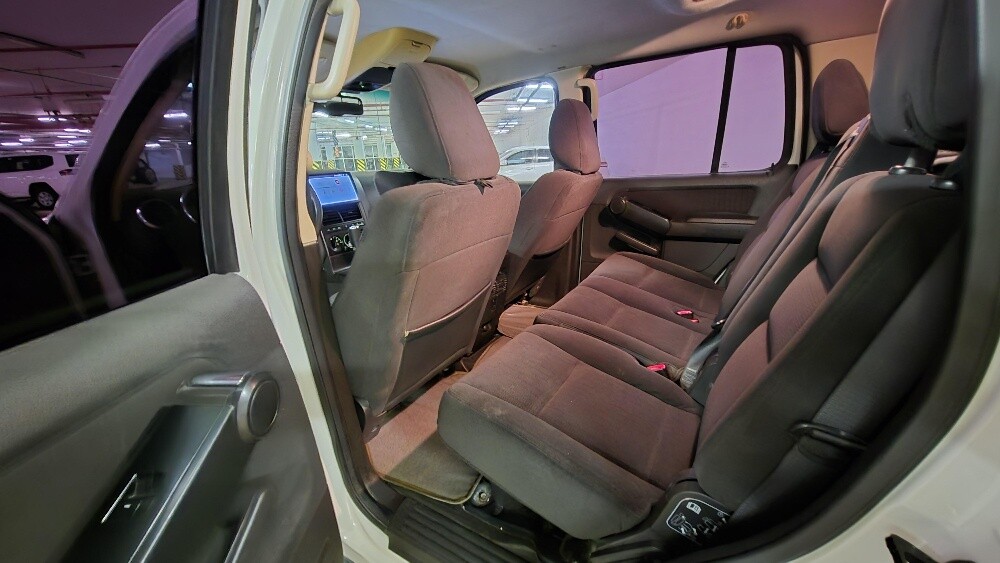 ford explorer - 12