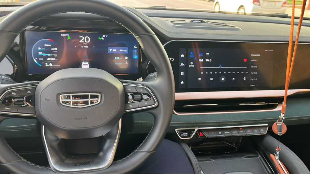 Geely Monjaro 2023 - like new - 4