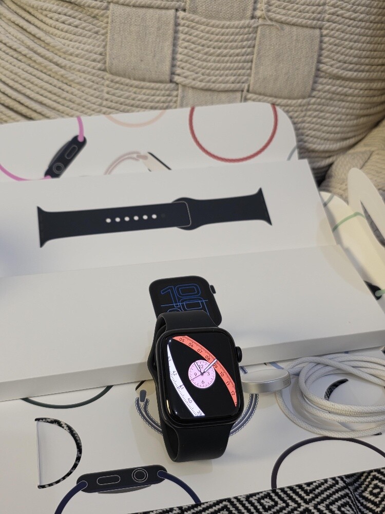 Apple Watch SE3 44mm GPS - 6