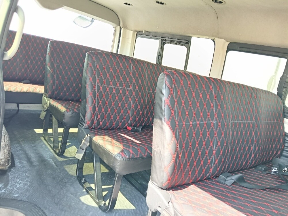 Toyota hiece 2014 - 7