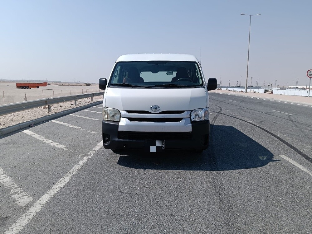 Toyota hiece 2014 - 2