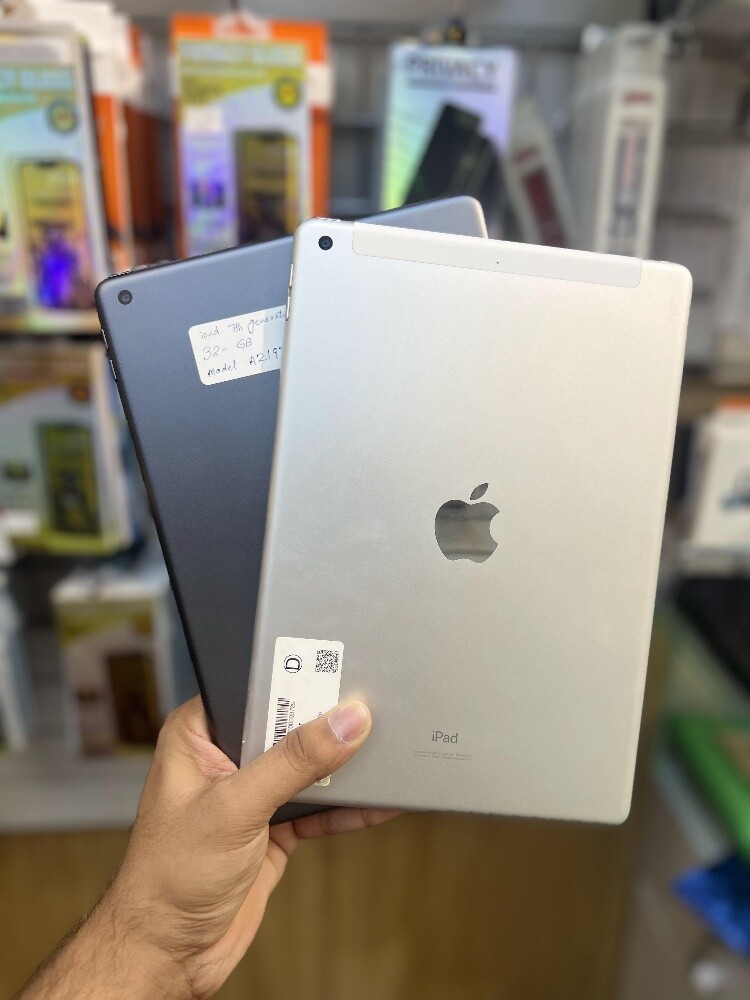 Apple ipad 7 32Gb Wi-Fi - 1