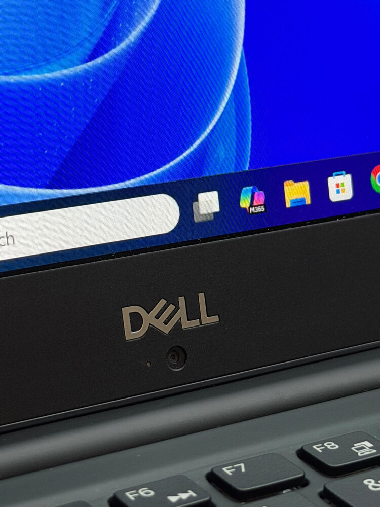 ‏Dell Precision 5530 Core i9 - 6