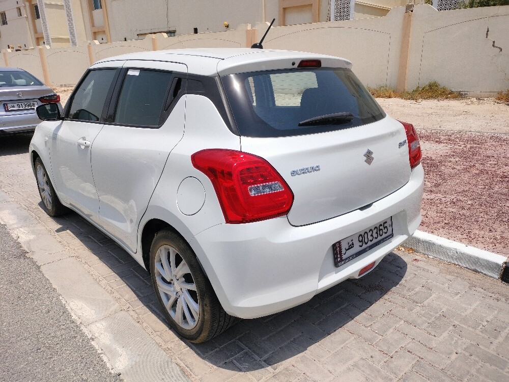 Suzuki Swift 1.2L GLX 2023 - 5