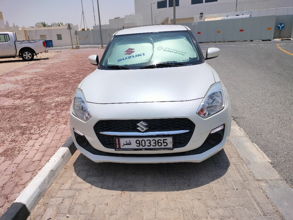 Suzuki Swift 1.2L GLX 2023 - 1