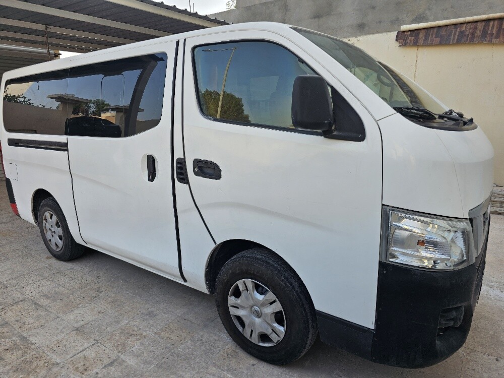 Nissan ur van 2014 - 3