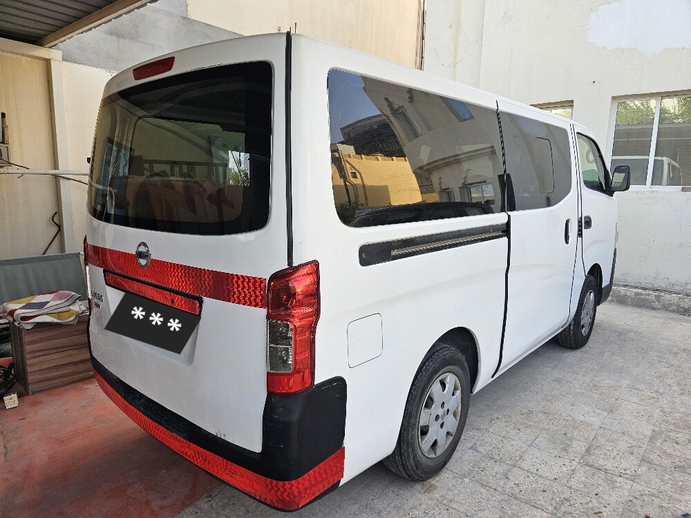 Nissan ur van 2014 - 1