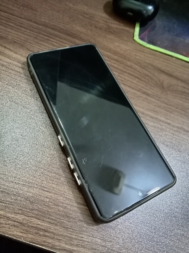 Urgent Sale Samsung s21 Ultra - 8