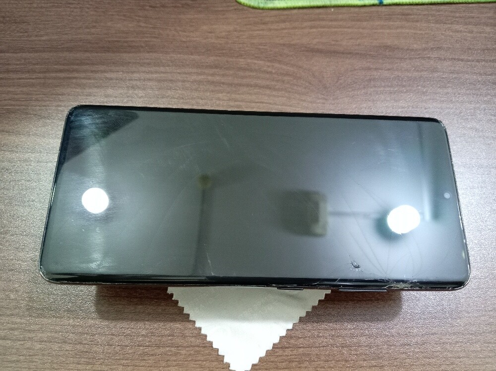 Urgent Sale Samsung s21 Ultra - 9