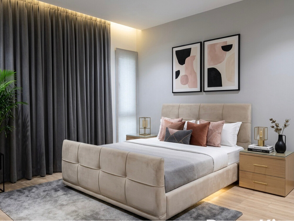 Bed with mattress and 2 side table - 1