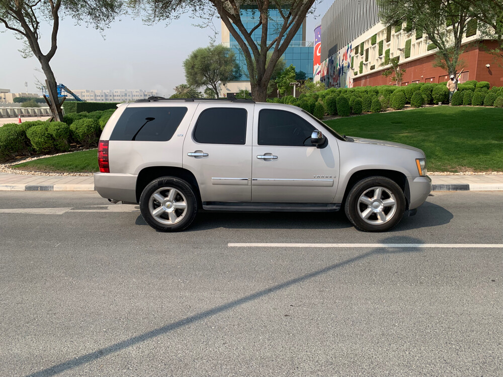 TAHOE CEVROLET LTZ - 7