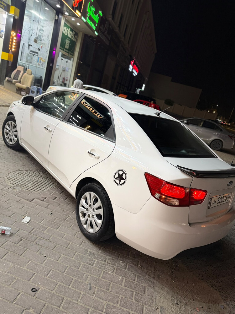cerato 2013 clean car new condition - 3