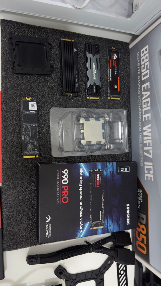 M.2 / 4 TB / seagate fire coda - 3