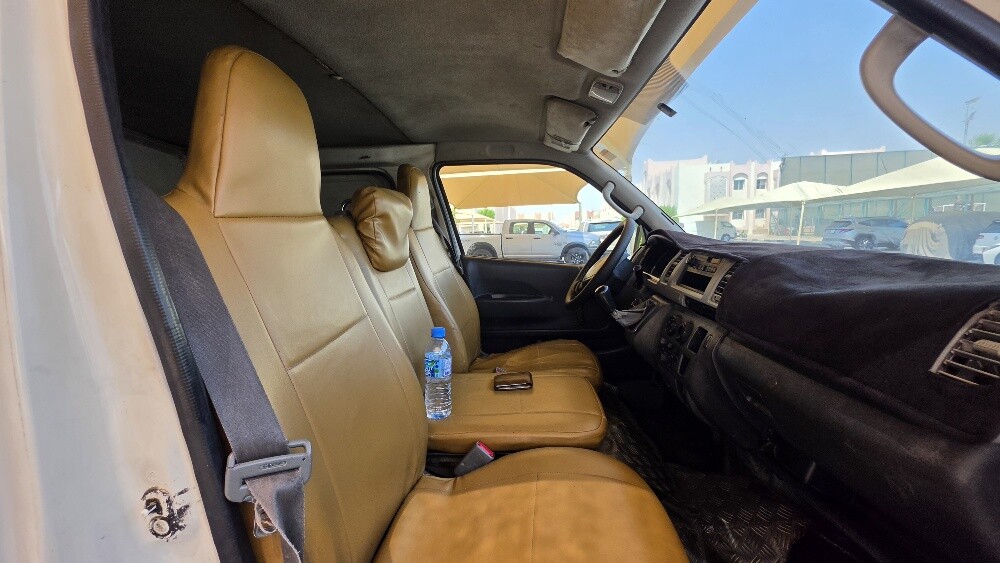 TOYOTA HAICE VAN FREEZER 2010 SALE - 6