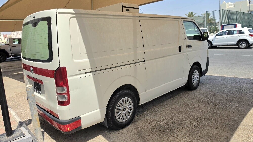 TOYOTA HAICE VAN FREEZER 2010 SALE - 4