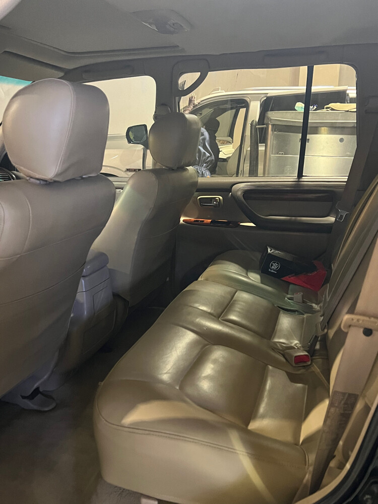 Lexus lx 4700 - 8