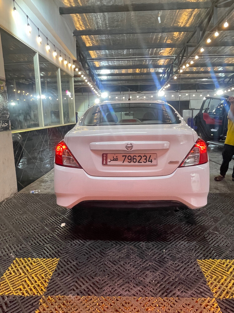 Nissan Sunny - 3