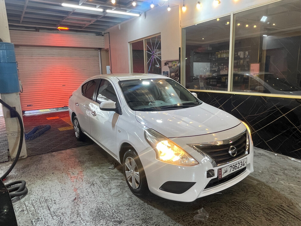 Nissan Sunny - 4