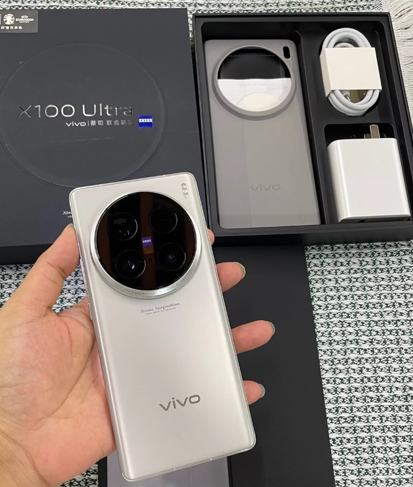 Vivo X100 Ultra with box - 1