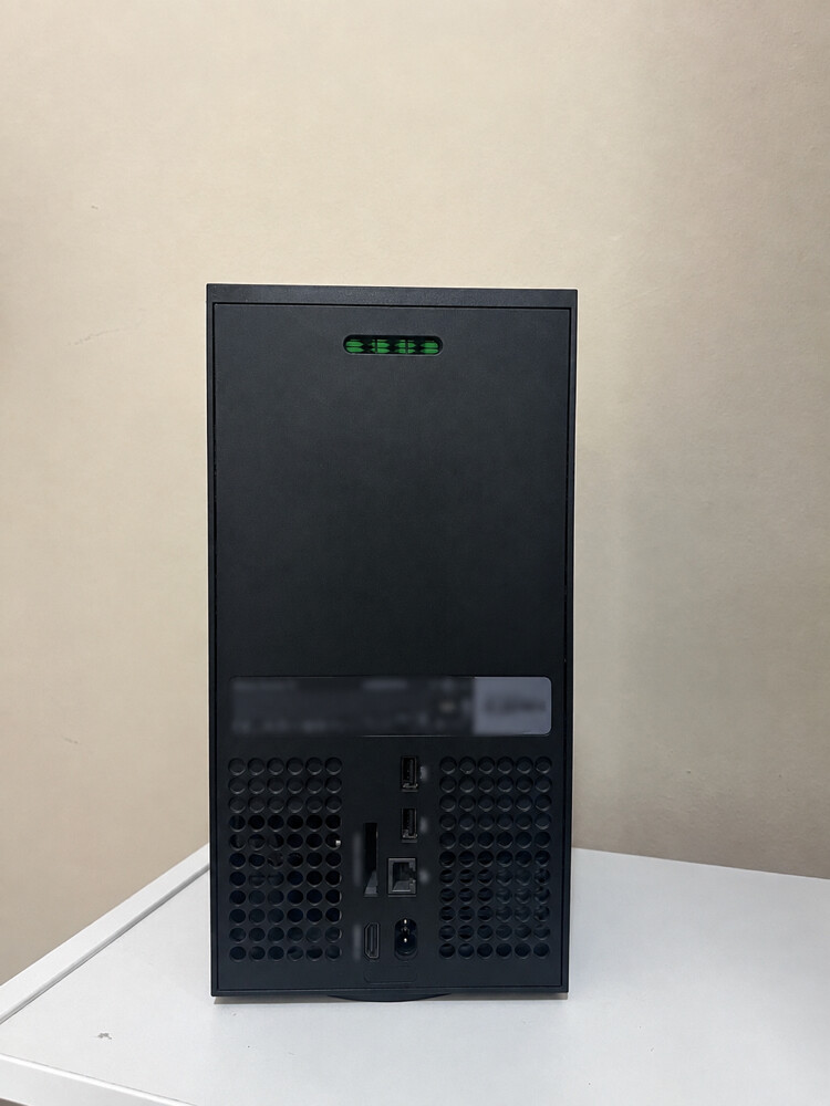 XBOX series X - 3