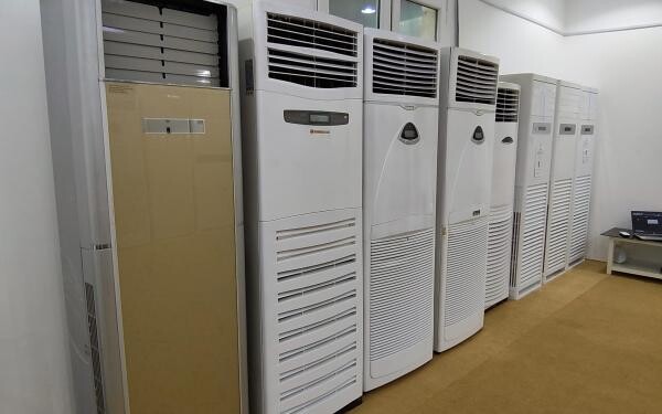 Floor Stand/ Tower  AC Sales & RENT - 2