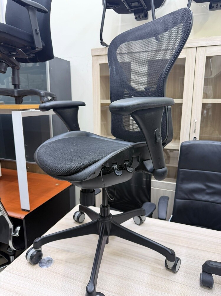 office sofa and chair for sale - 13