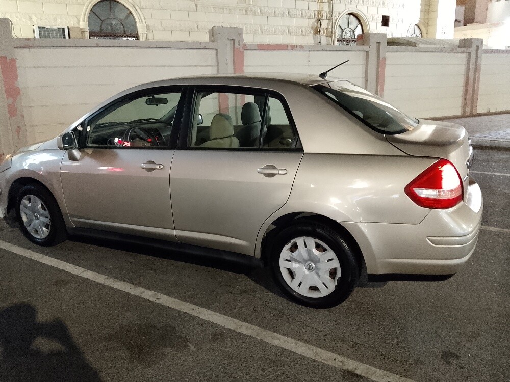 emergency sale nissan 2012 - 6