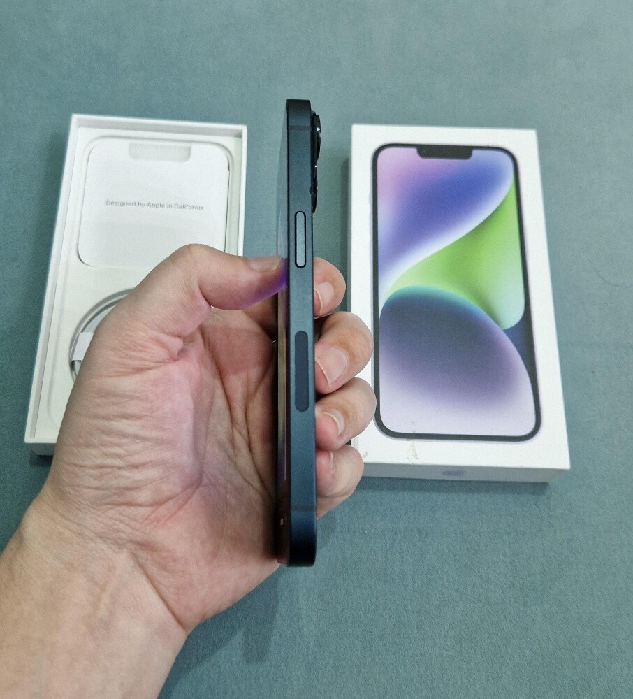 iphone 14 256GB USA Model E sim - 11