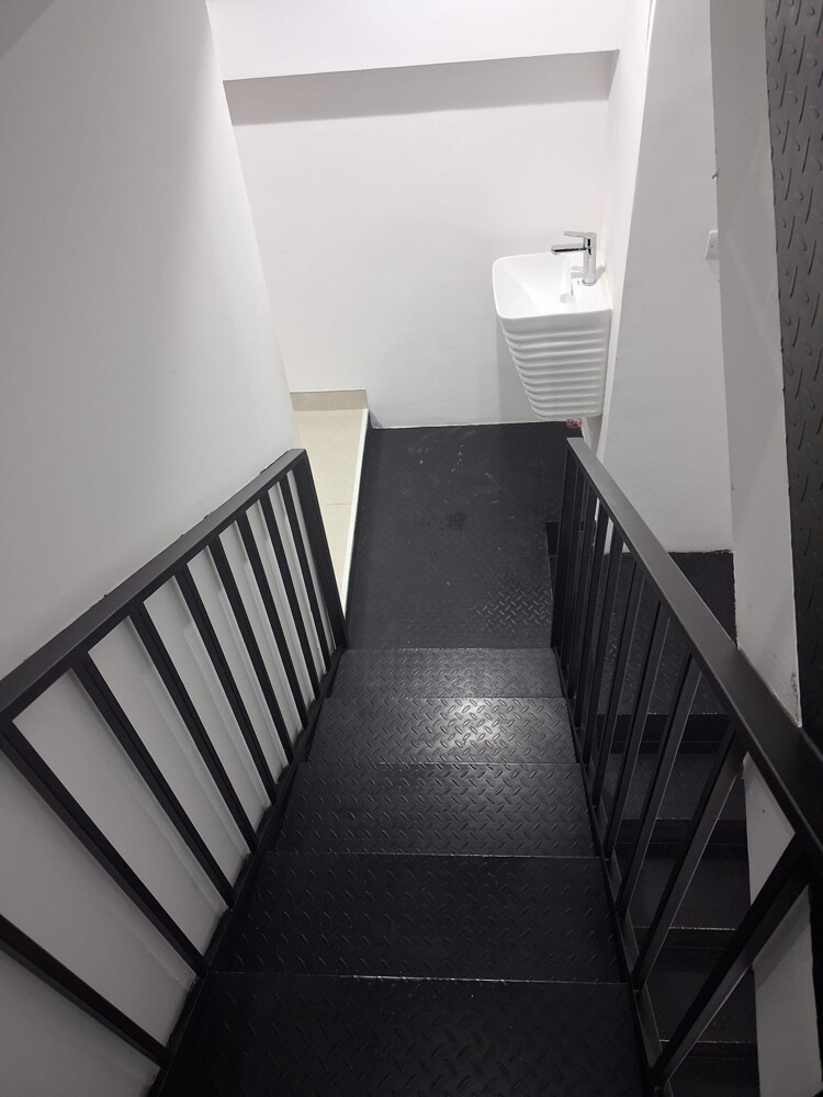 Women's salon and spa for full sale - 10