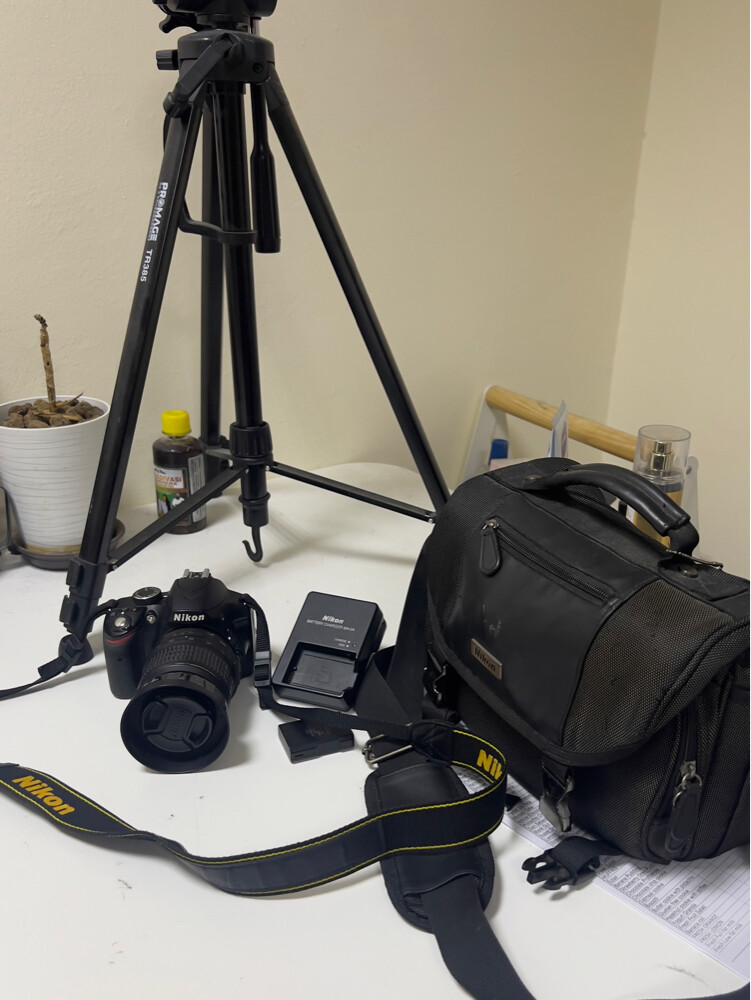 DSLR D3200 Camera  - 1