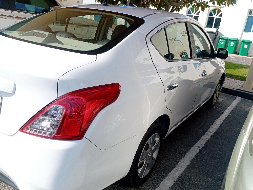 Nissan Sunny - 3