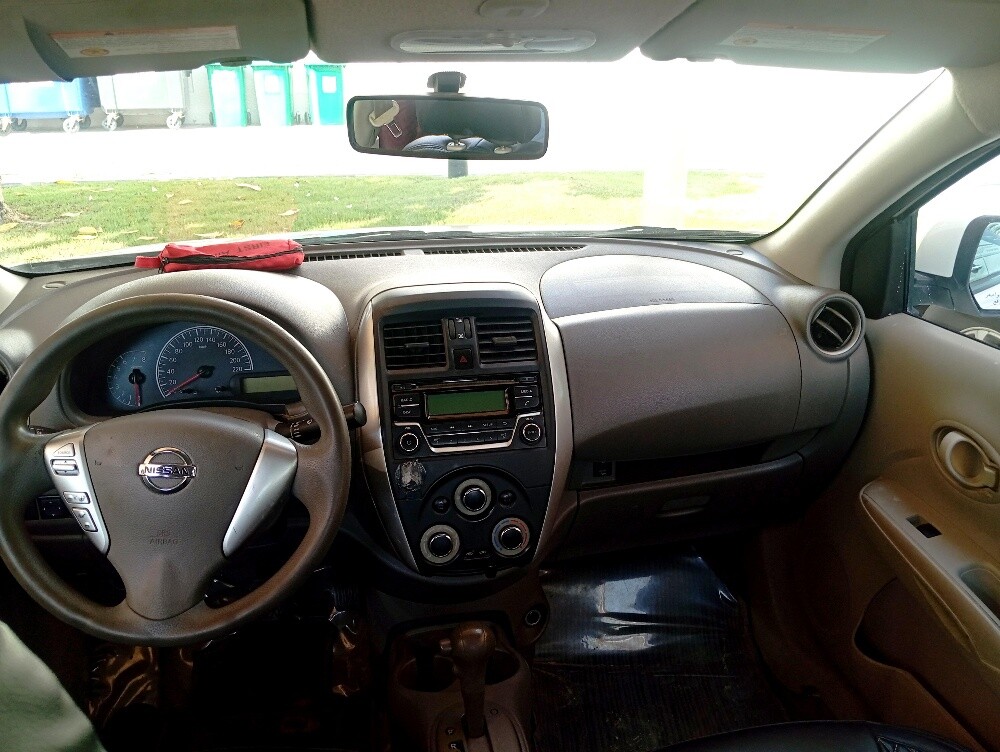 Nissan Sunny - 7