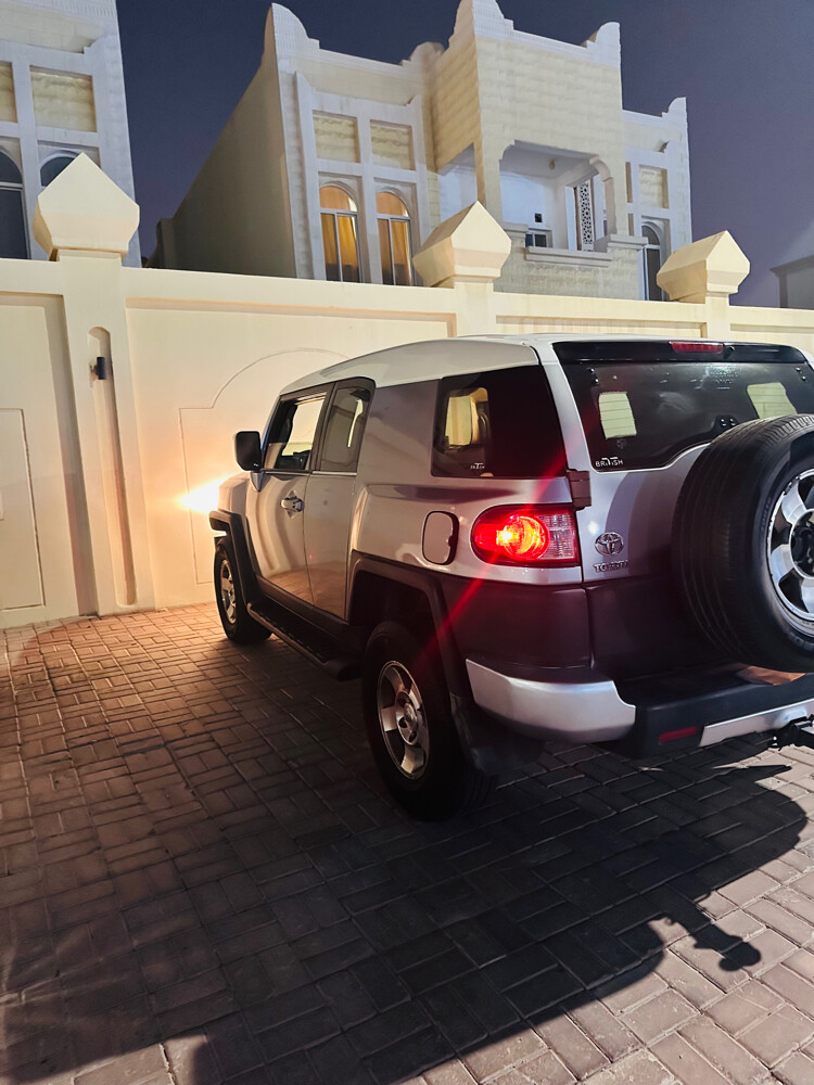 لاندكروزر اف جي موديل ٢٠١٠ - 5