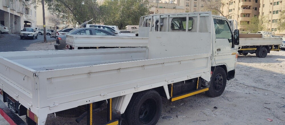 Toyota Dana model 1999 - 8