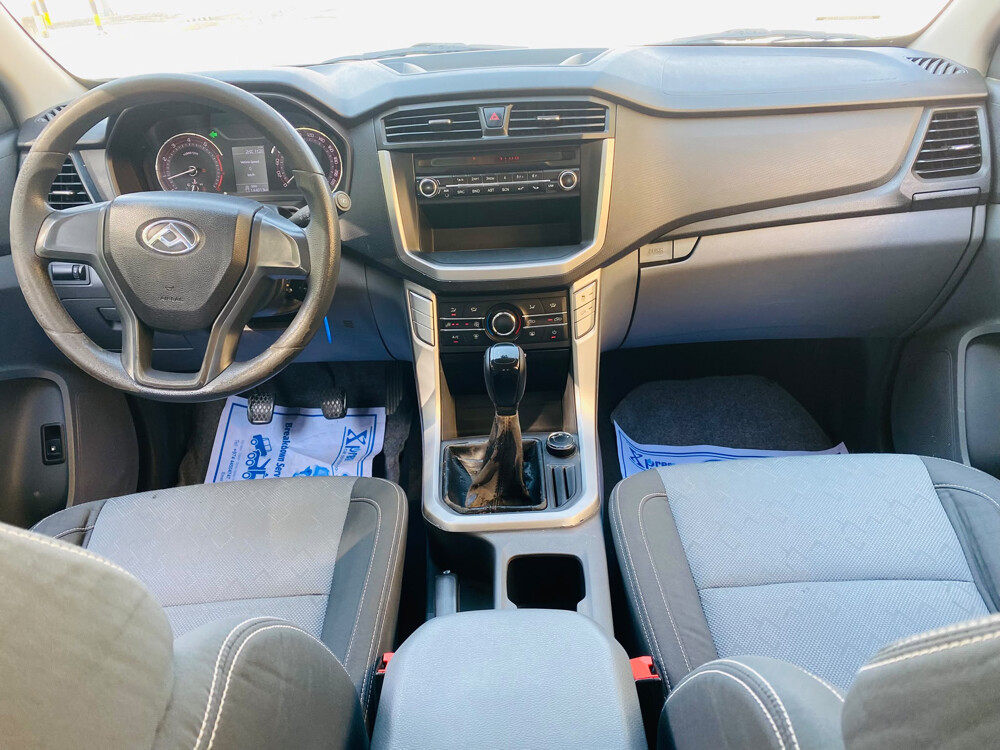 4/4 car  - 8