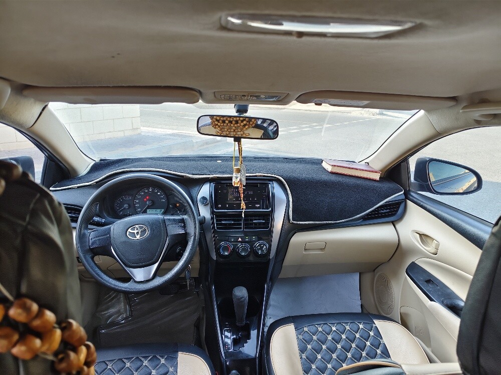 Toyota    Yaris   2021    sale - 10