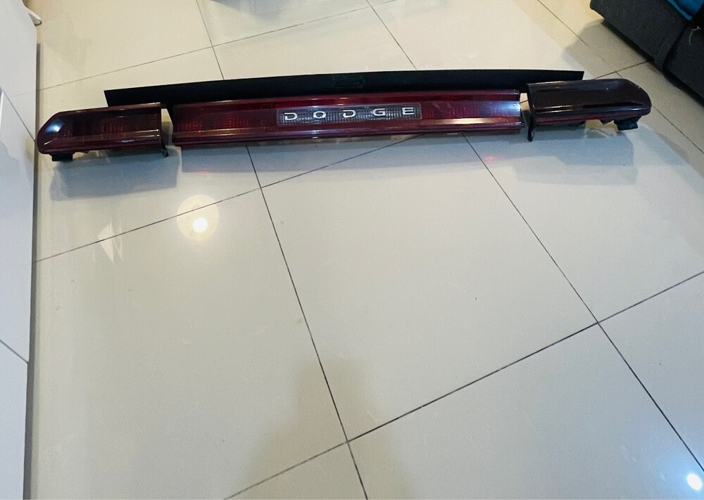 Tail Lights Dodge challenger 2013 - 3