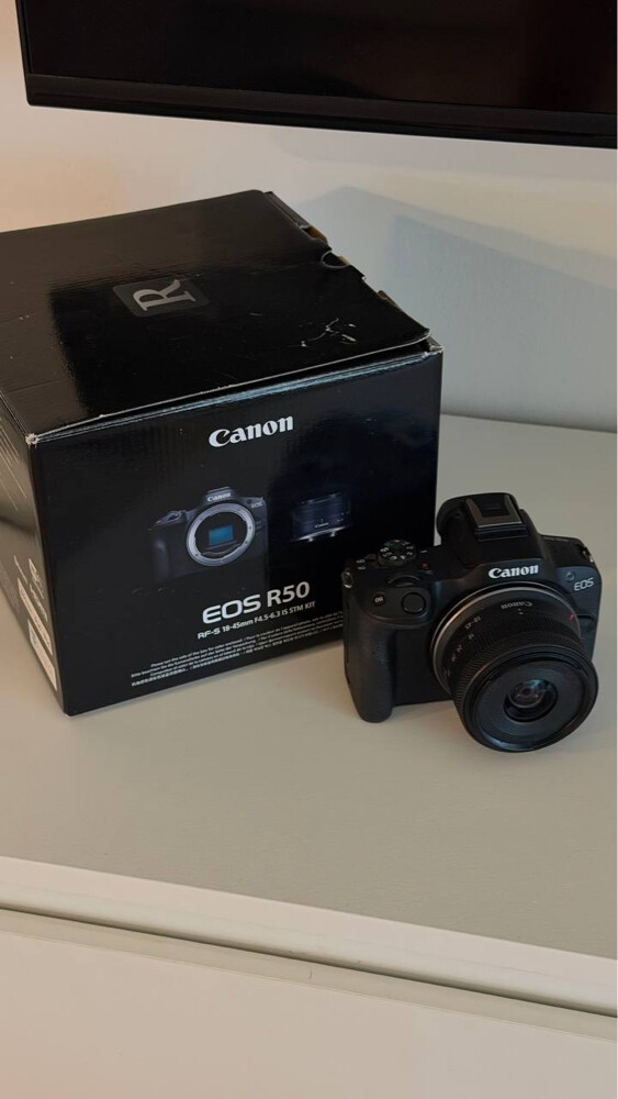 Canon EOS R 50 - 3