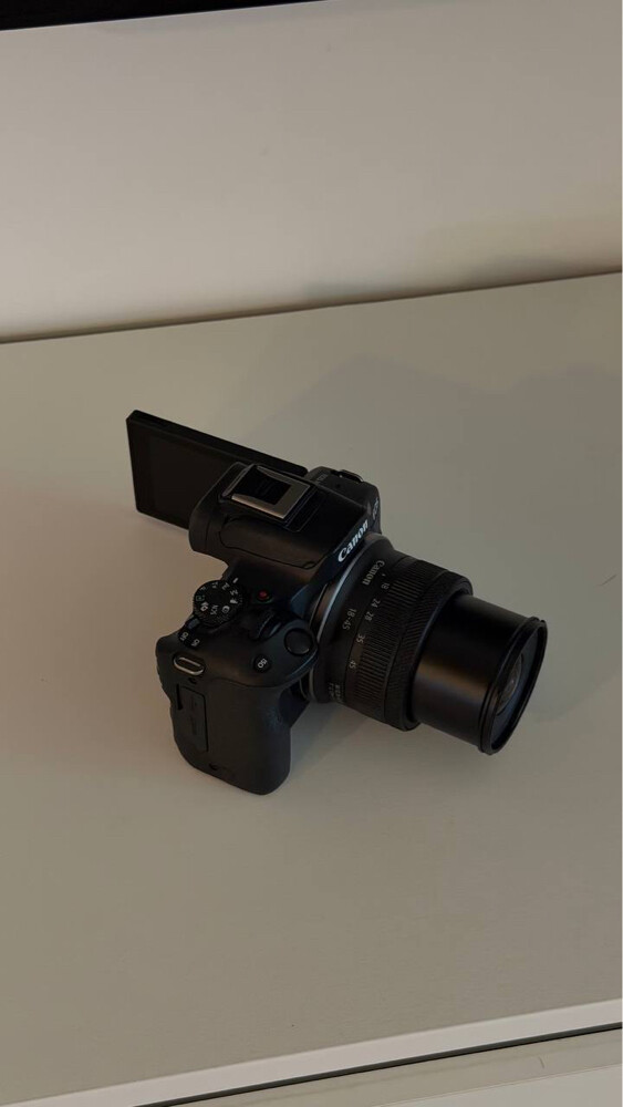 Canon EOS R 50 - 2