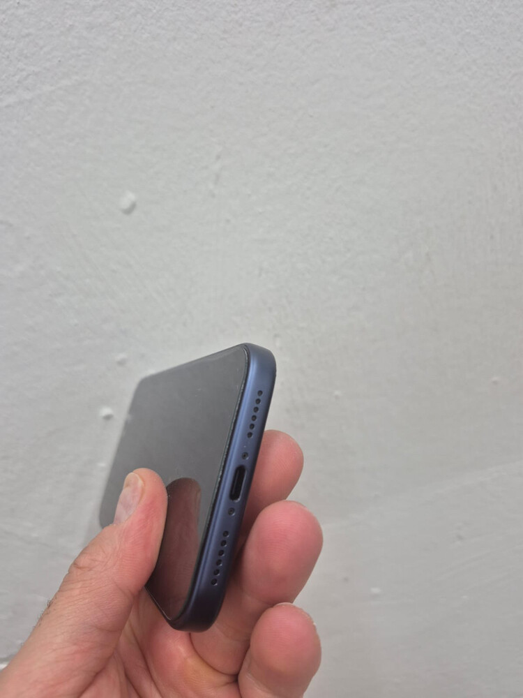 iPhone 17 pro max blue  - 8